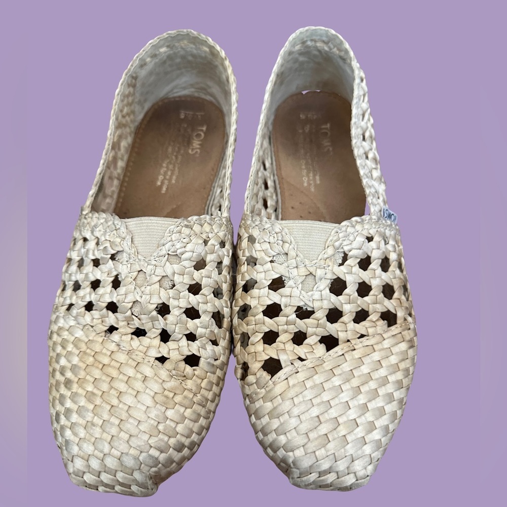 Straw Tom slip on shoes size 8 1/2